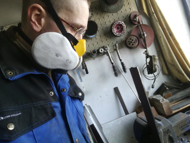 Bhp jakie maski przeciwpyłowe wielokrotnego użytku warto kupić